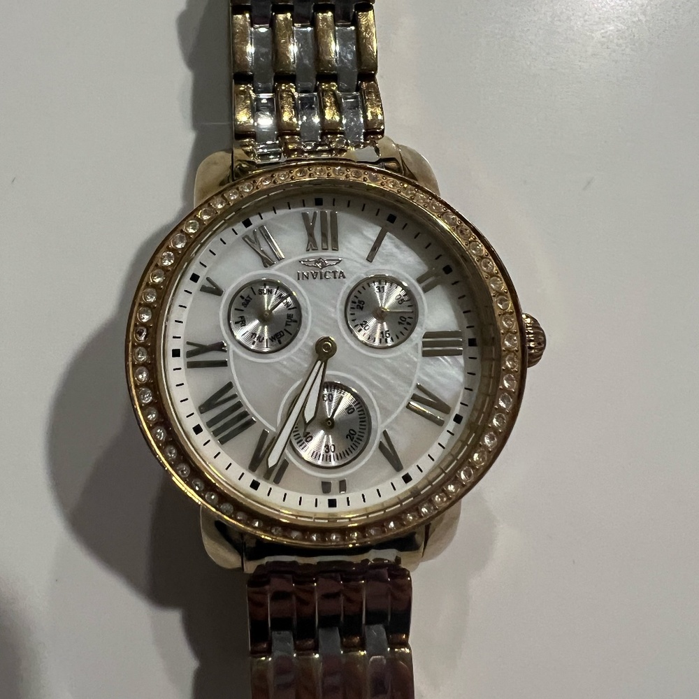 Invicta Angel Lady model 15010